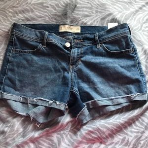 Hollister Midi Shorts Size 9